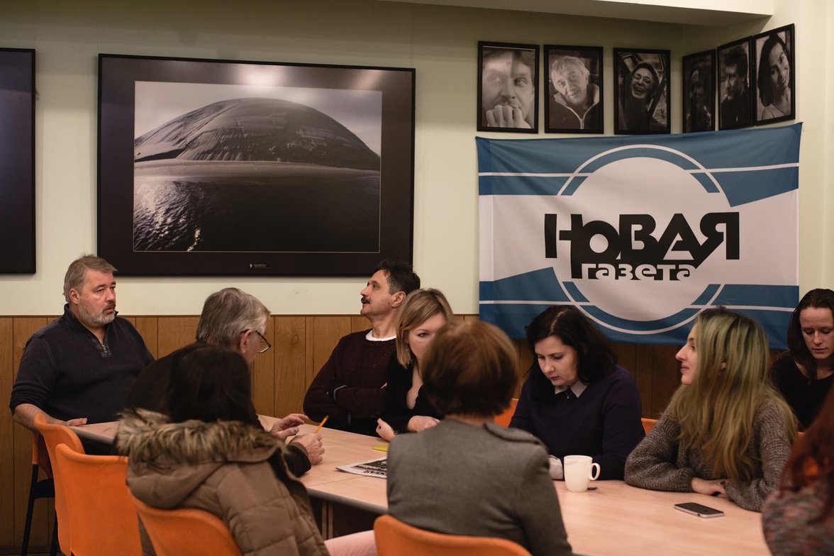 Redaktionssitzung in der „Nowaja Gaseta“ (Foto: Denis Sinyakov)