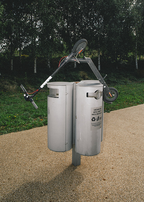 Roller im Müll