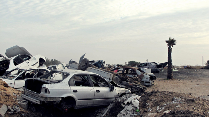 Autowracks in Jisr az-Zarqa