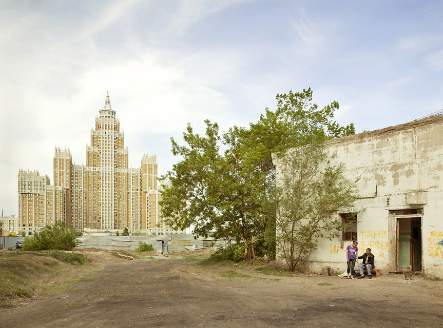 Der Gebäudekomplex „Triumph Astana“ in der kasachischen Hauptstadt Astana