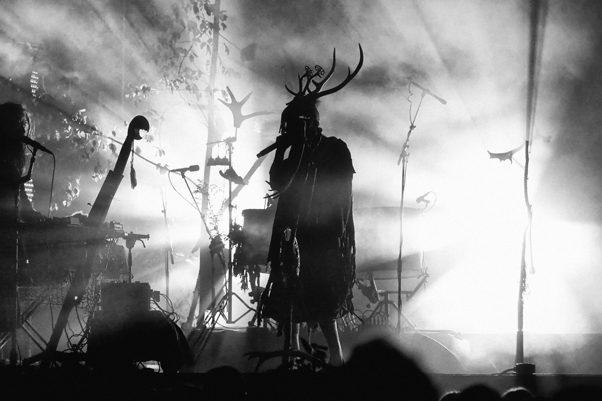 Auftritt der Band Heilung beim Midgardsblot-Festival 2022