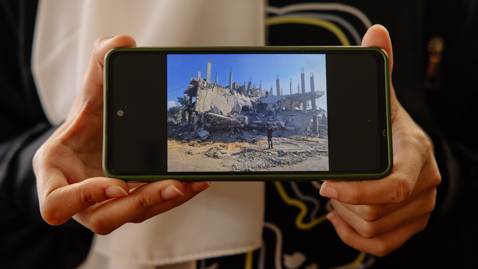 Foto des zerstörten Hauses in Deir al-Balah, in dem Rahaf Suheil Madi mit ihrer Familie zunächst Zuflucht gefunden hatte