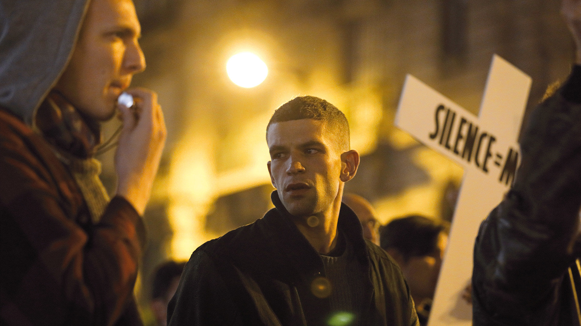 Szene aus dem Film "120 Bpm": Demo der französischen Aids-Aktivisten Act Up