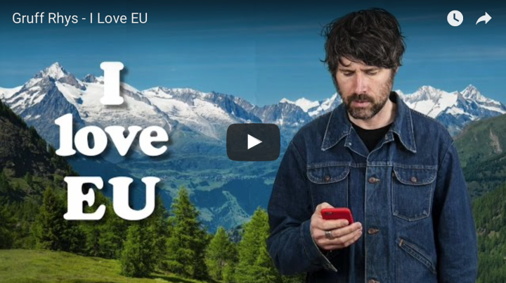 Youtube-Video von Gruff Rhys zum Brexit: „I love EU“