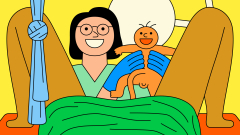 Illustration auf der die Hebamme ein lachendes Baby hochhält