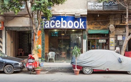Viele stillen ihren Informationshunger nur noch bei Facebook. Aber Facebook stellt dann auch das Menü zusammen