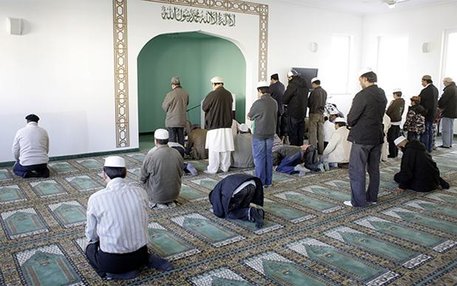 Für nach Deutschland geflüchteten Ahmadiyyas ist das offene Ausleben ihrer Religiosität erstmal etwas Ungewohntes. Sie stehen für einen reformorientierten Islam