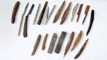 Genitalverstümmelung (FGM): Messer, die für Beschneidungen benutzt werden Genitalverstümmelung (FGM): Messer, die für Beschneidungen benutzt werden